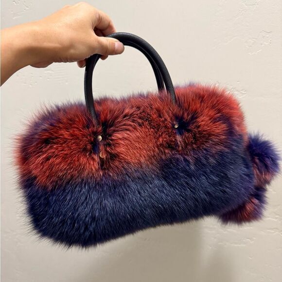 2 Tone Gradient Real Fox Fur Handmade Boston Bag/Crossbody & 2 Fur Balls Charm - Picture 4 of 17